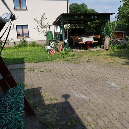 Ferienwohnung Im Einfamilienhaus, Automobil Und Robert Schumann Stadt Zwickau Dış mekan fotoğraf